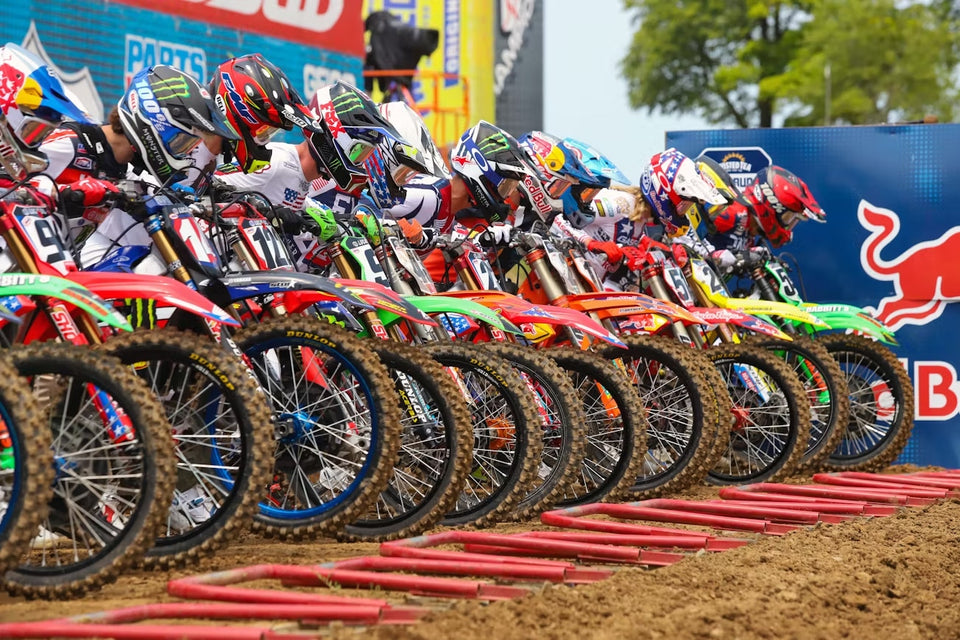 Motocross Racing Strategies: Tips from the Pros